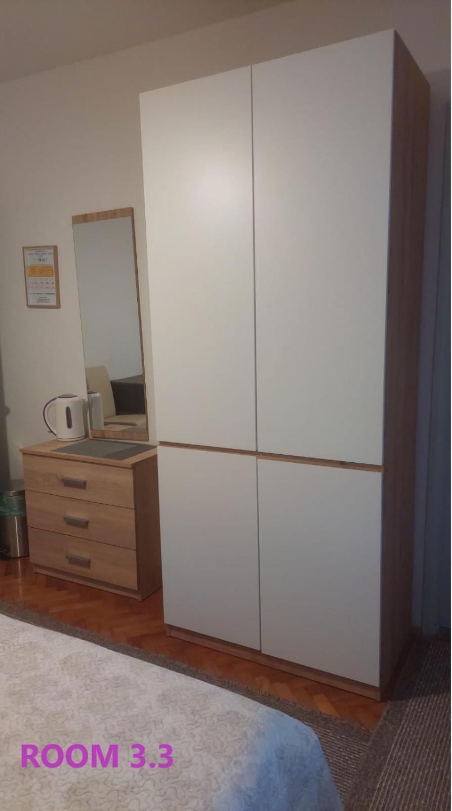 Guest House Lovric 波雷奇 外观 照片